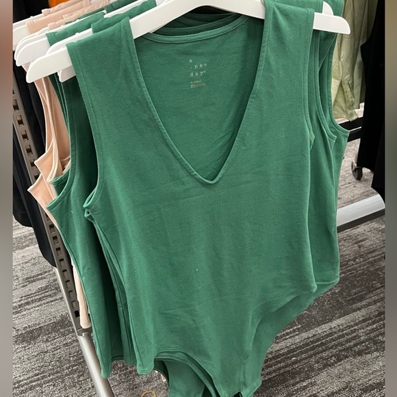 Women’s A New Day V-Neck Bodysuit XXL - Picture 4 of 4